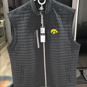University of Iowa - Iowa Hawkeyes Men's Black Vest